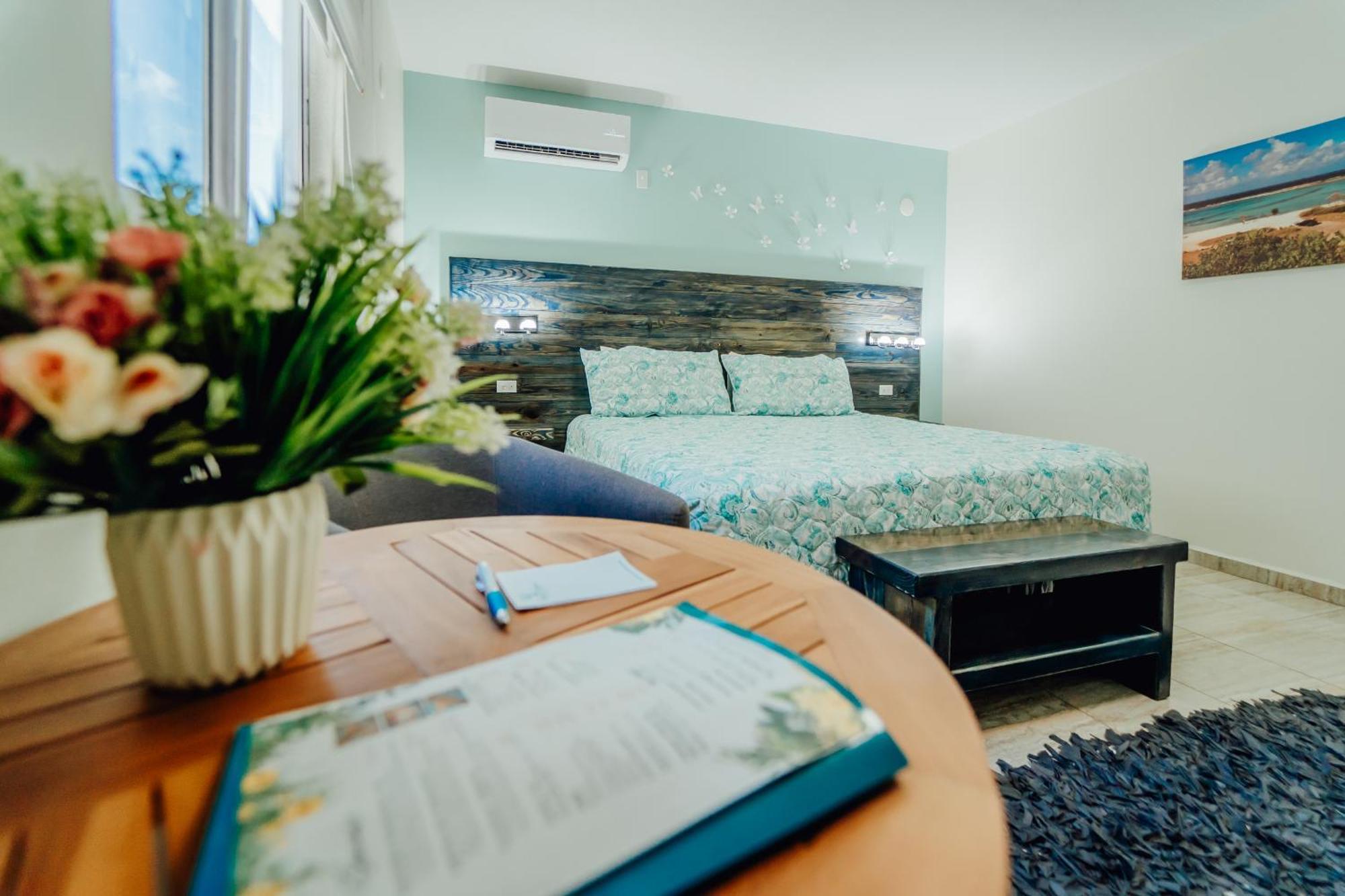 Hotel Rh Boutique Aruba اورانجستاد المظهر الخارجي الصورة